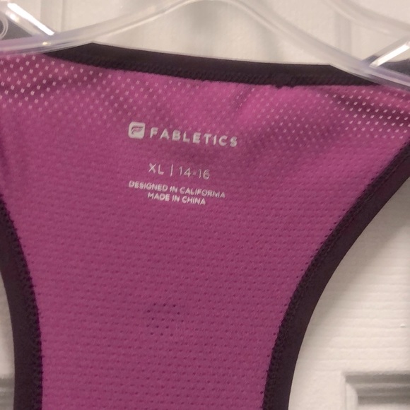 Fabletics tank! - Picture 2 of 4